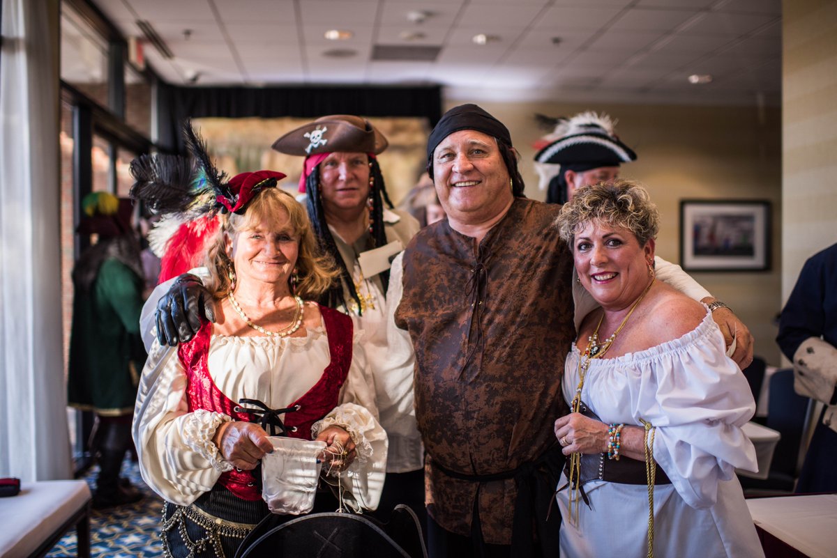 lamilparva's tweet photo. BLACKBEARD #PIRATE #FESTIVAL!
LAST CALL, today until 6pm!
#visitHampton #loveVA #RVAdine #Mexicanfood #lovetacos #piratefestival #costume https://t.co/cMGXqxymb3