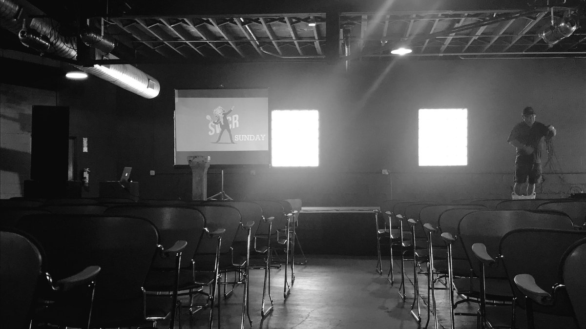 SWCedarRapids's tweet photo. Pitches start at 5:30 tonight at The Village - @steveshriver's venue in Czech Village. #swcr17 #gocr https://t.co/FfIE5ryiKV