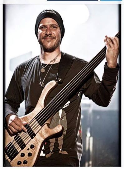 Happy birthday to Stefan Lessard! 