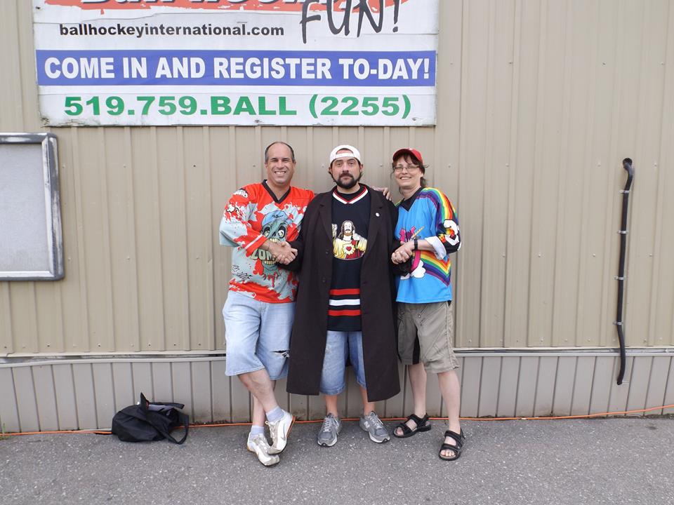 qdotty's tweet photo. 7 yr ann. in THE spot where we met, with the man who was the reason we were both there in the first place @ThatKevinSmith #WGSHT https://t.co/YfC5Pdwv9b