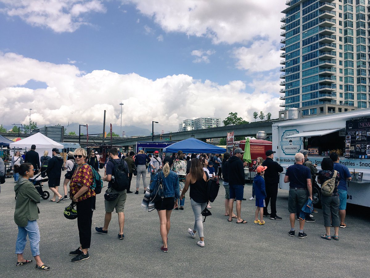 It's this time of the year again! #yvr #streetfood #festival is happening right now <a href="/Concord_Pacific/">Concord Pacific</a>! #foodie #FoodPorn #feast #SummerIsHere