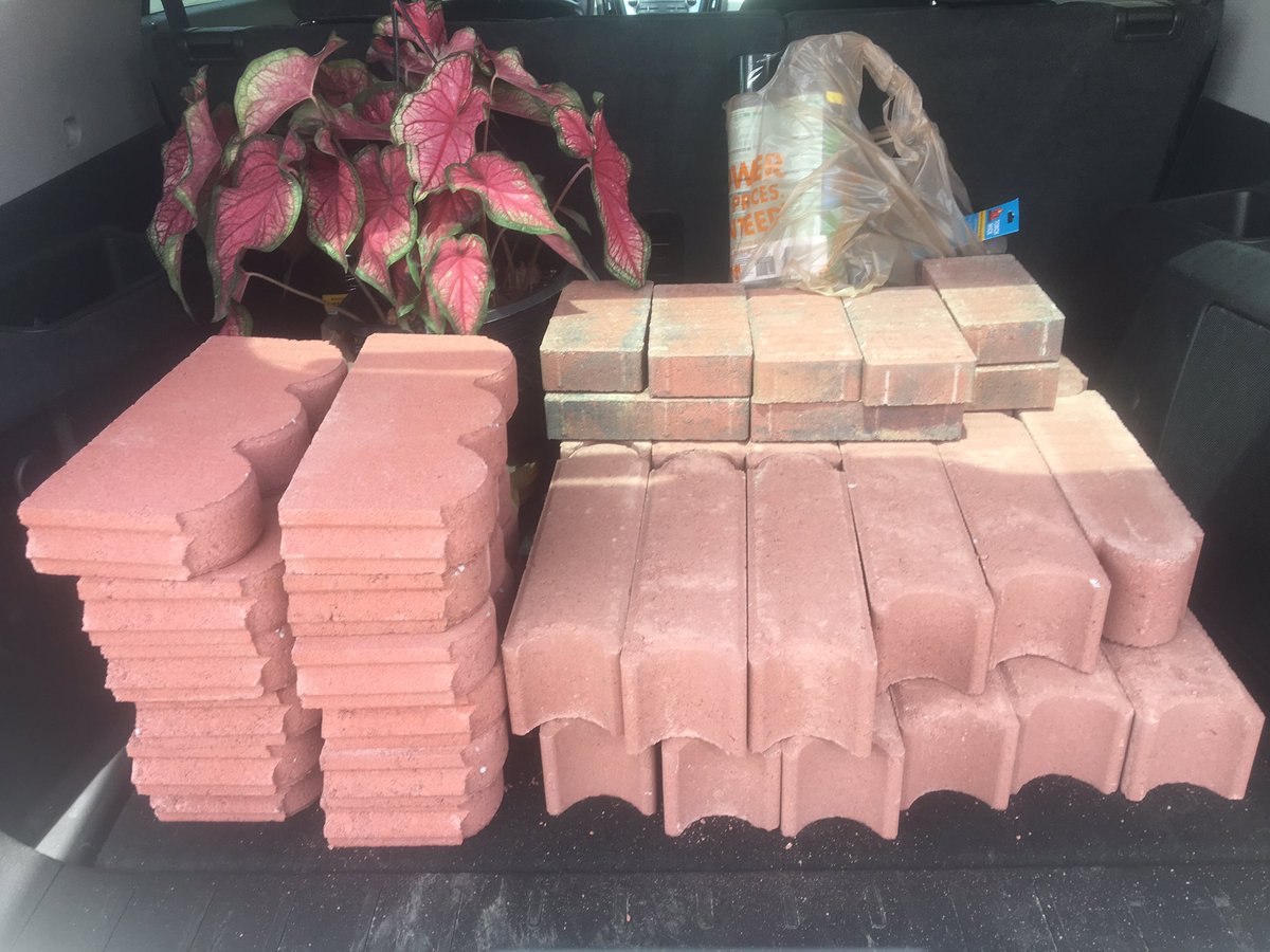 PCMikeCaz's tweet image. It's 90 degrees and June. Hey, I'm going to build a fire pit! #FireGood #Manly