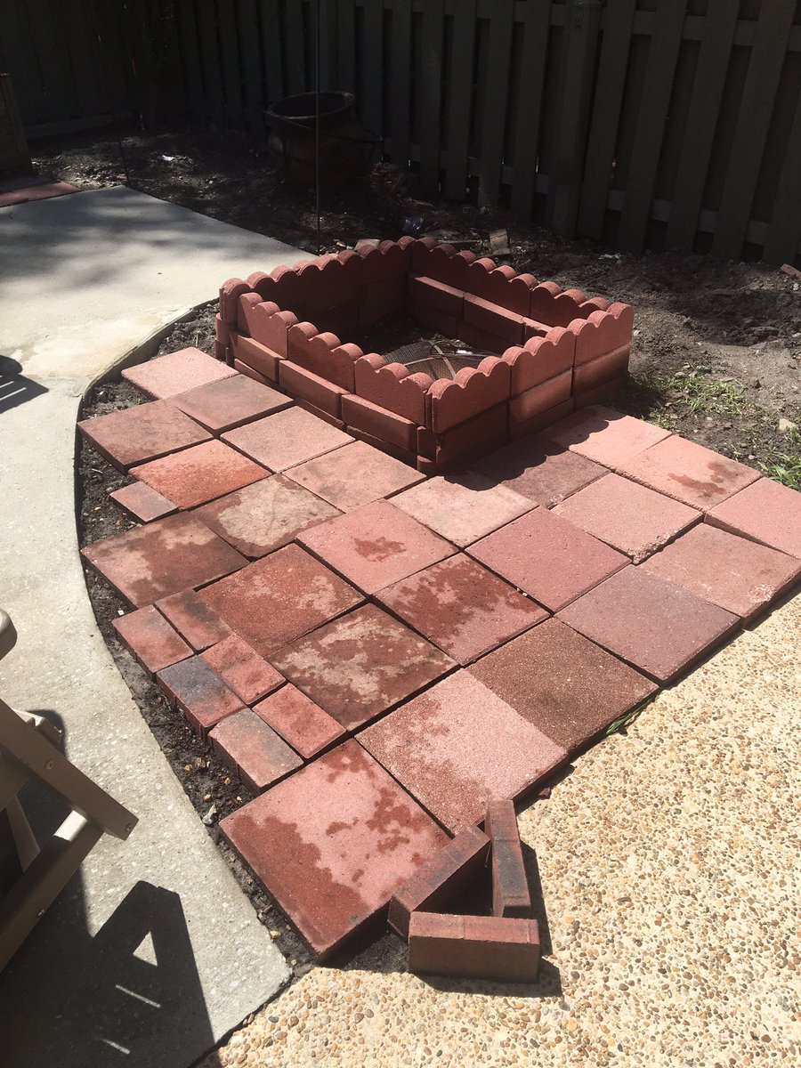 PCMikeCaz's tweet image. It's 90 degrees and June. Hey, I'm going to build a fire pit! #FireGood #Manly