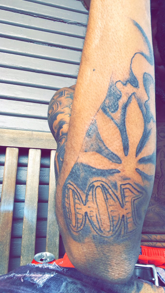 prvnce17's tweet photo. lastnight session #part2tonight💉 https://t.co/6ZGfqu6pO4