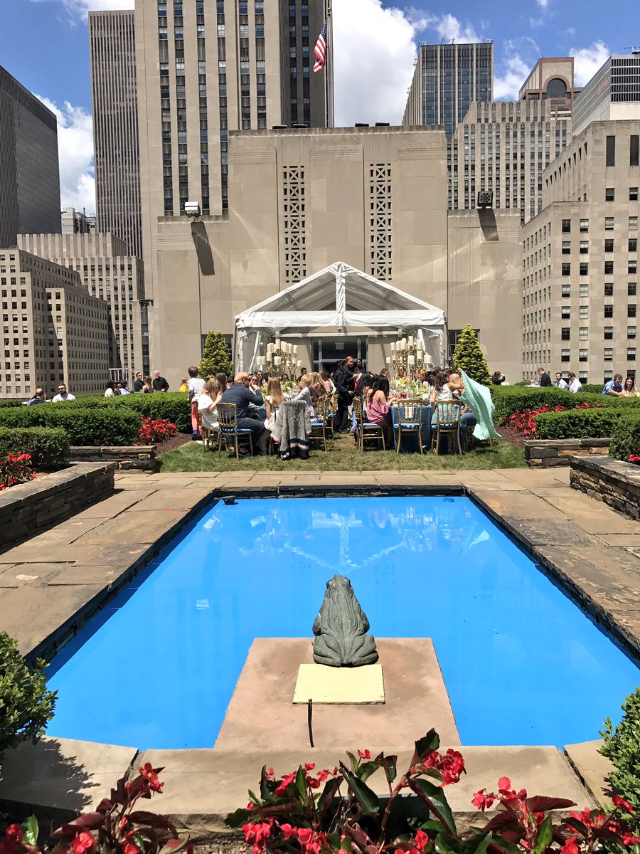 I'm not sure there could be a more gorgeous brunch setting for the release of #BeautyAndTheBeast! Thank you <a href="/WilliamsSonoma/">Williams Sonoma</a>! #beourguestnyc