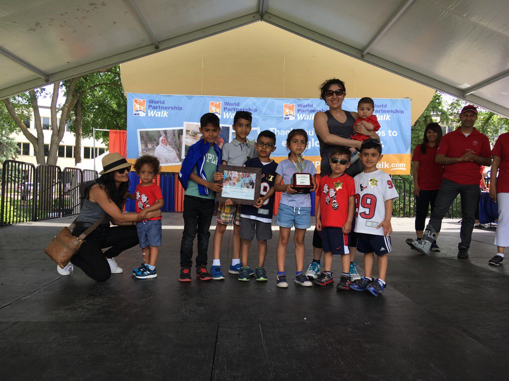 MUSANIPHOTO's tweet photo. @hakique tiny tots ambassadors @WPWalk #yeg #wpwalk150 #ableg https://t.co/jMzXdrwBKi
