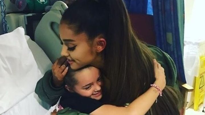 Respect voor @ArianaGrande en Manchester het kwade mag nooit het goede overwinnen. Laat die mafklappers die dit veroorzaken lekker verrotten