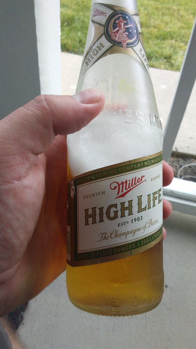 RMASIE's tweet image. @Laribus77 @KenCarman @MrKennyKidd on a hot day #haveacoldone