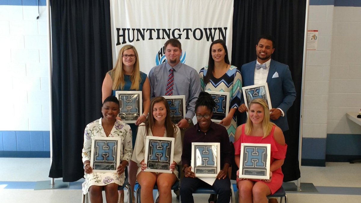HtownHSCCPS's tweet photo. Congratulations goes out to the Hall of Fame Class of 2017.  The recognition of some of the best that HHS has to offer.  #canes https://t.co/pLZRkQEEA6