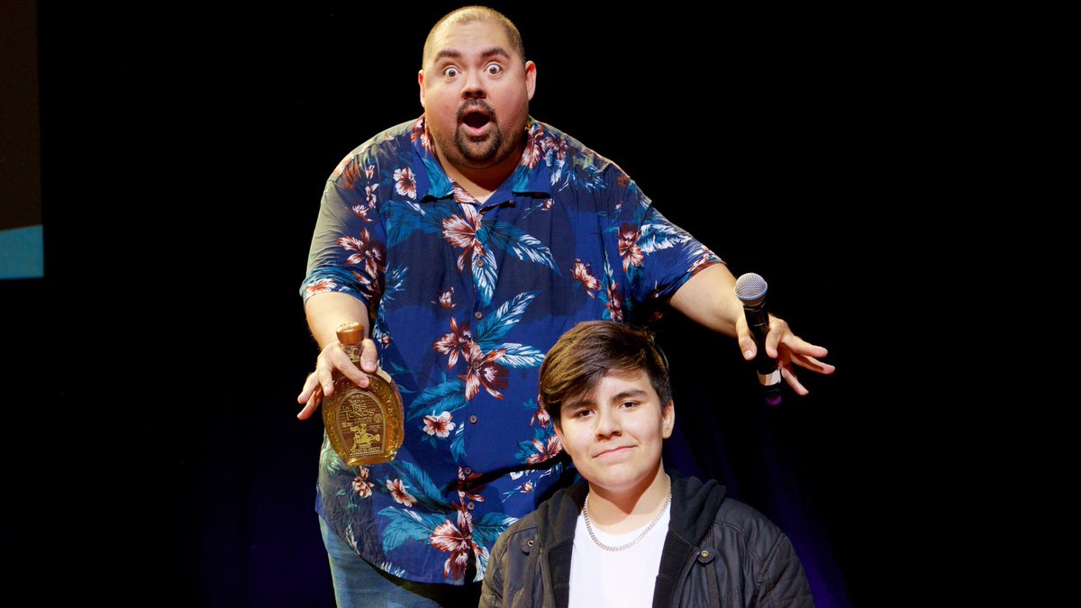 fluffyguy's tweet photo. Karlstad, Sweden 🇸🇪 My first time here but not my last. Next time 2 shows #gabrieliglesias #FluffyMania 
#WorldTour2017 #SwedishGiftBasket https://t.co/yDRkEOQ4nL