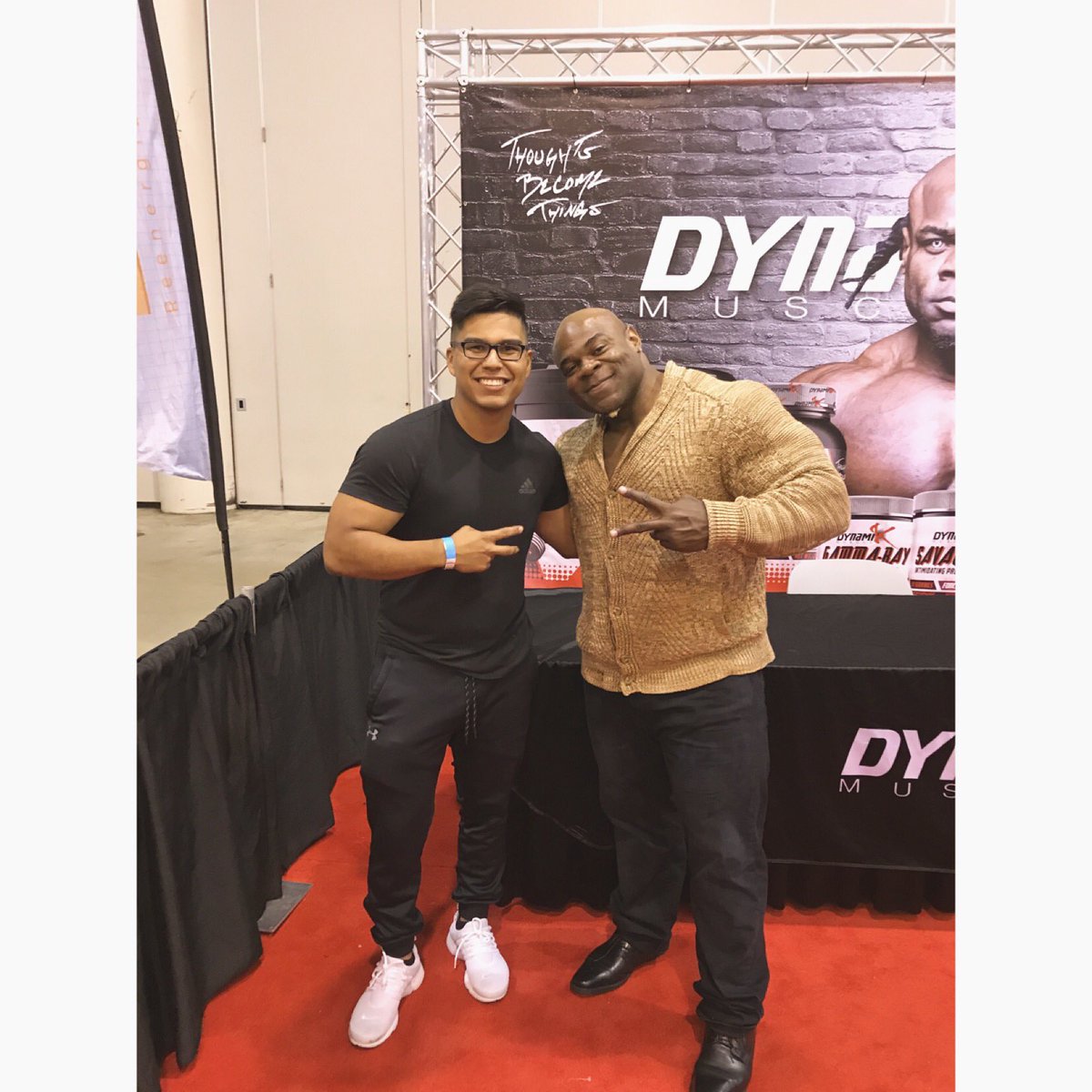 carrascolifts's tweet photo. Great experience getting to meet Kai Greene himself! Makes me feel #ForeverSmall https://t.co/DsEVRRRkXL