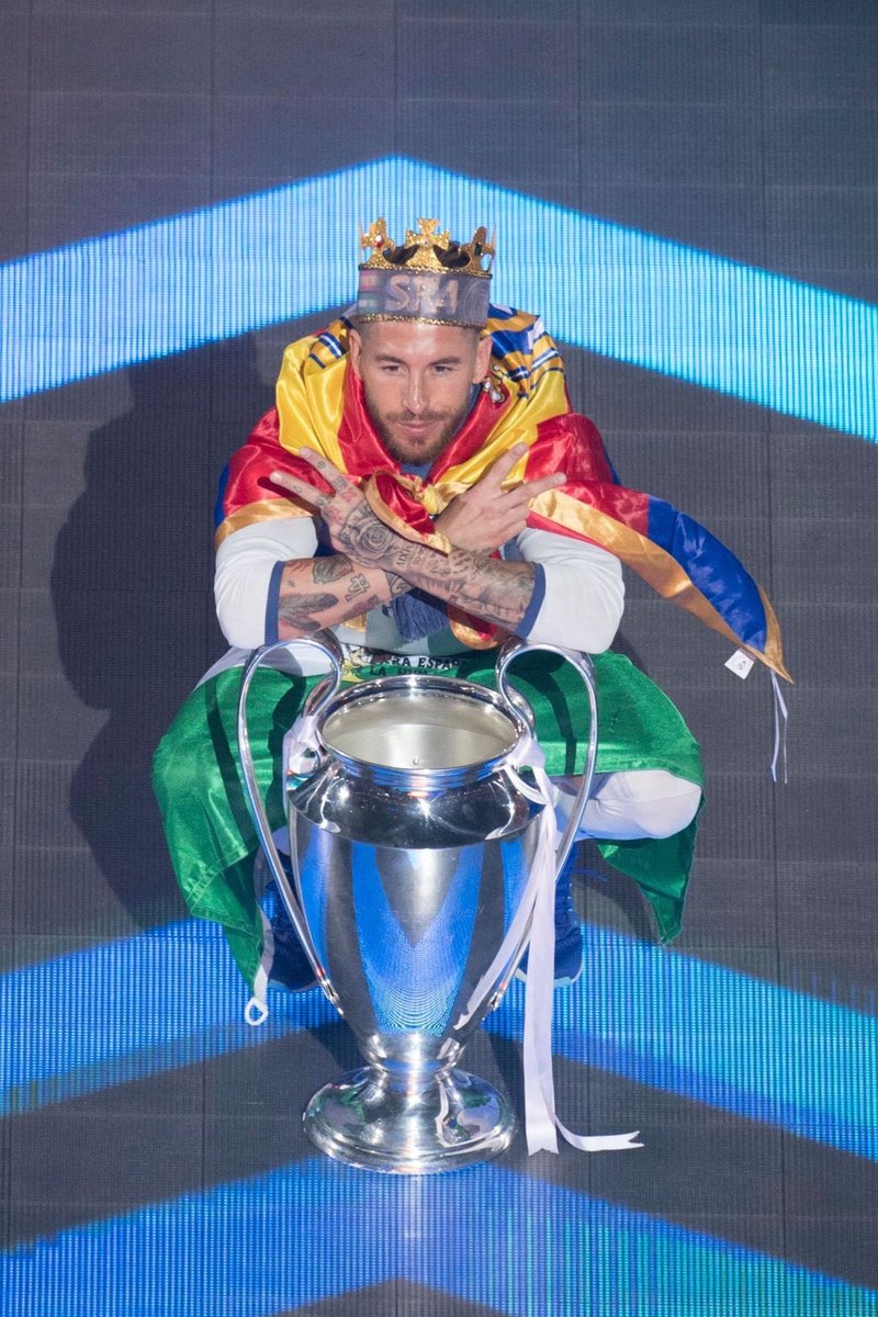 ReinoMadridista's tweet photo. El Rey Madridista SR4. https://t.co/WlnhxNRfO8