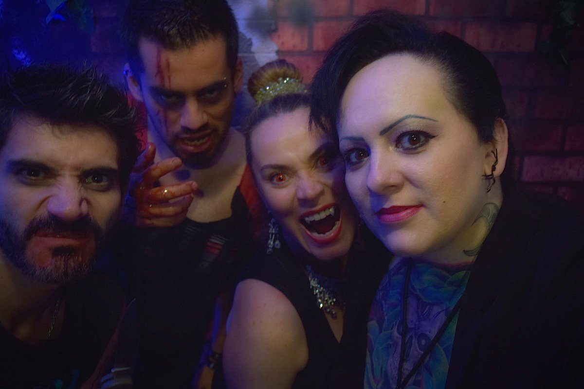 SandymoonDCS's tweet photo. #LaNocheDelVampiro #EnCorto 🎭 @Gabomares @EduardoEElena @VampireTeatro @valeriapalmer 
#sandymoon #diseccionradio #teatro https://t.co/7wf7dEh4ec
