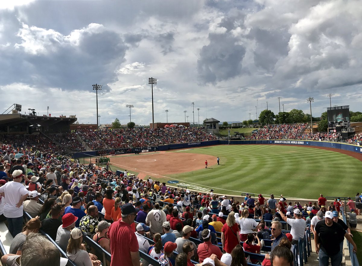 NCAASoftball's tweet photo. 9,419 fans in USA Hall of Fame Stadium today - a session 6 attendance record! #WCWS https://t.co/2xxmLRhyMr