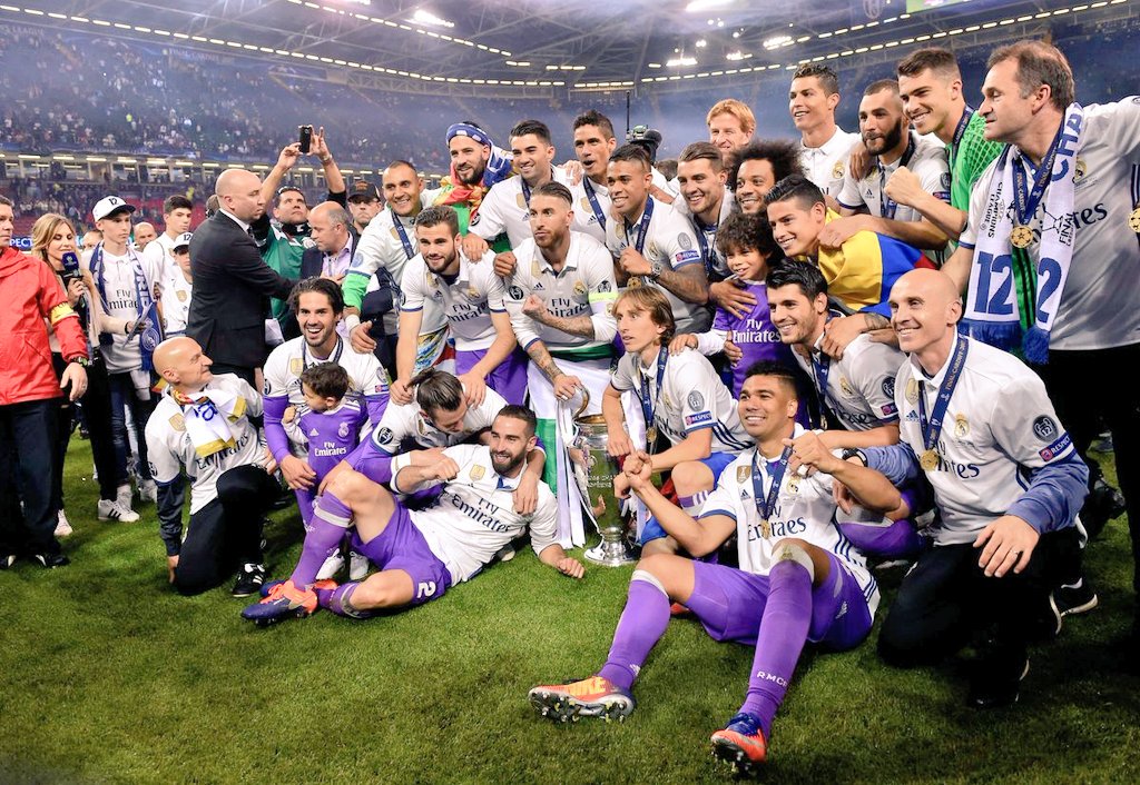 RealMadridUF's tweet photo. #CHAMP12N #HalaMadrid #HalaMadridYNadaMas #RealMadrid #Campeonesdeeuropa #ReyesDeEuropa @realmadrid @SergioRamos @DaniCarvajal92 @ToniKroos https://t.co/PFdKjU2xSW