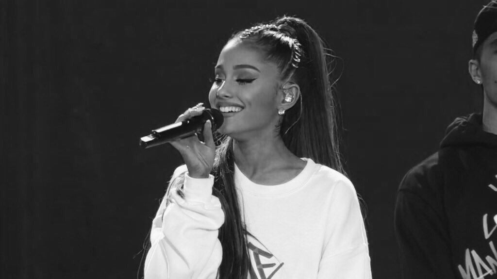 Lena_Grande1's tweet photo. One day I'll tell my kids about a young woman that has accompanied and inspired me throughout puberty and has thought me unconditional love https://t.co/WX9QW7J7kS