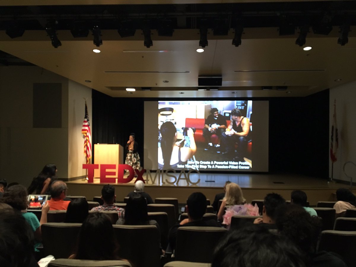 _lordluis's tweet photo. .@SAConScene Former Mt. Sac alumni Roslynn Cobarrubias speaks about "What is the X Factor?" #TedxMtSAC #SOSMtSAC #TEDxMtSAC2017 https://t.co/HtM7Vz63ab