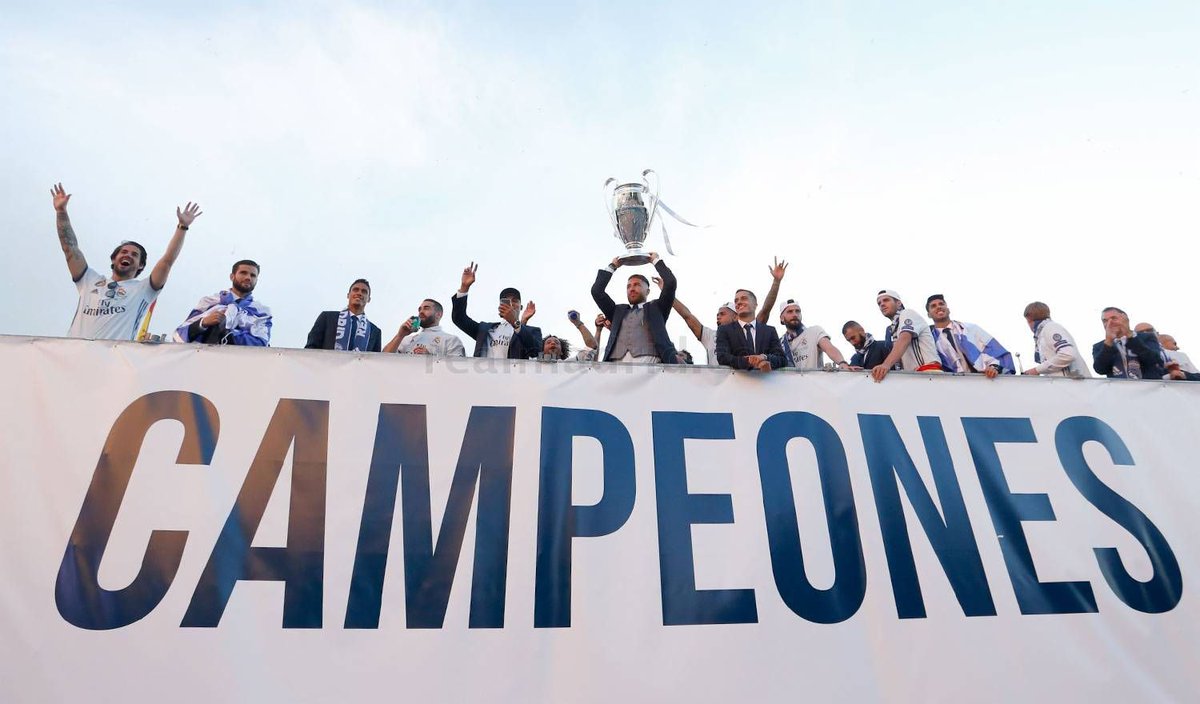 SergioRamos's tweet image. Va por ustedes | for you: 👑 Reyes de la #ChampionsLeague y de #LaLiga 
#CHAMP12NS #Diga33