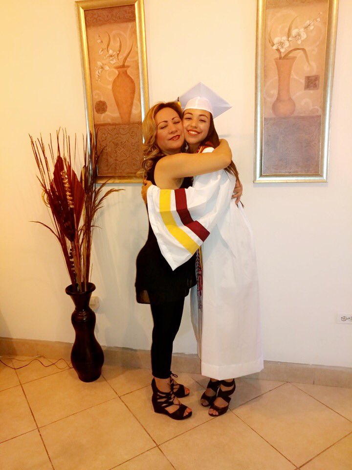 yaa_ritz's tweet photo. My mom got deported a few years ago&amp; thanks to that she will never be able to attend my Graduation.So I went to Mexico&amp;took pictures w/ her💕 https://t.co/5coLSmfw57