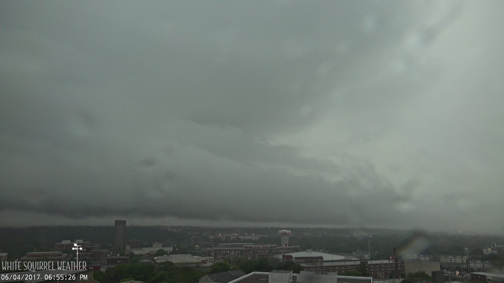 WKUweather's tweet image. Nice shelf cloud moving through #WKU right now.