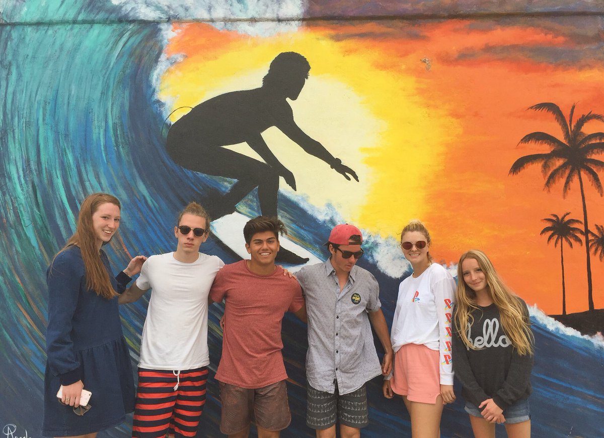 tannergill13's tweet photo. Oceanside and Carlsbad California-
Senior class of 2017🌴 https://t.co/knfxuqvpc4