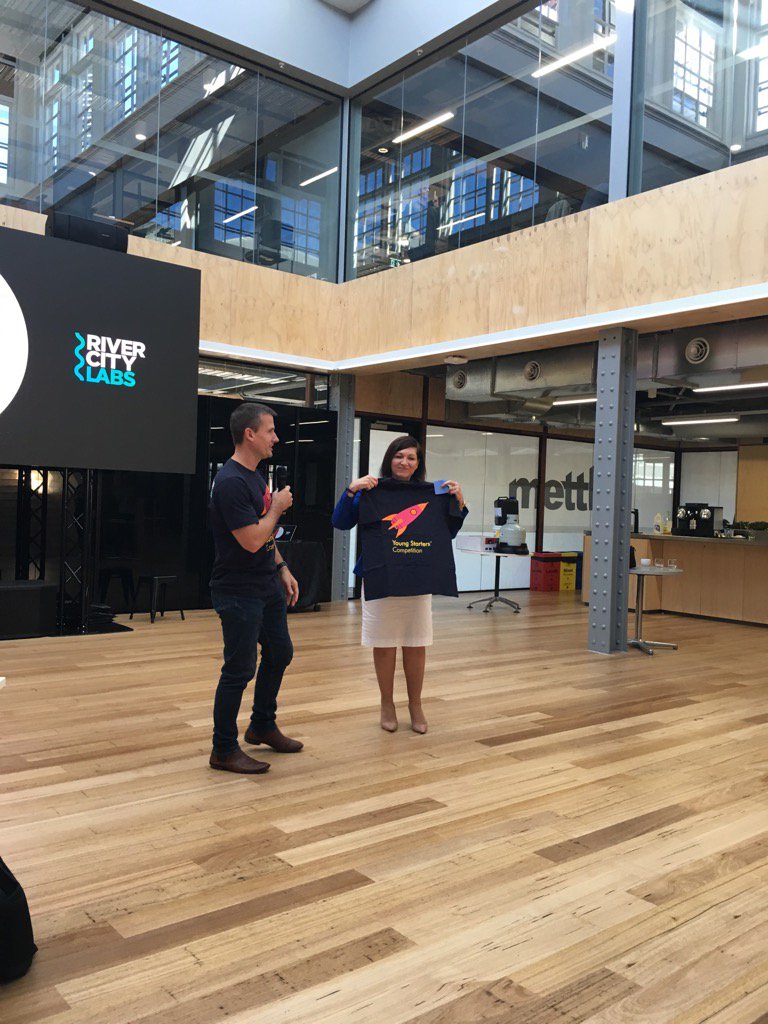 KylieHickling's tweet photo. The Startup Minister gets the best shirt #YSComp @AdvanceQld https://t.co/UhJY3zKp7K