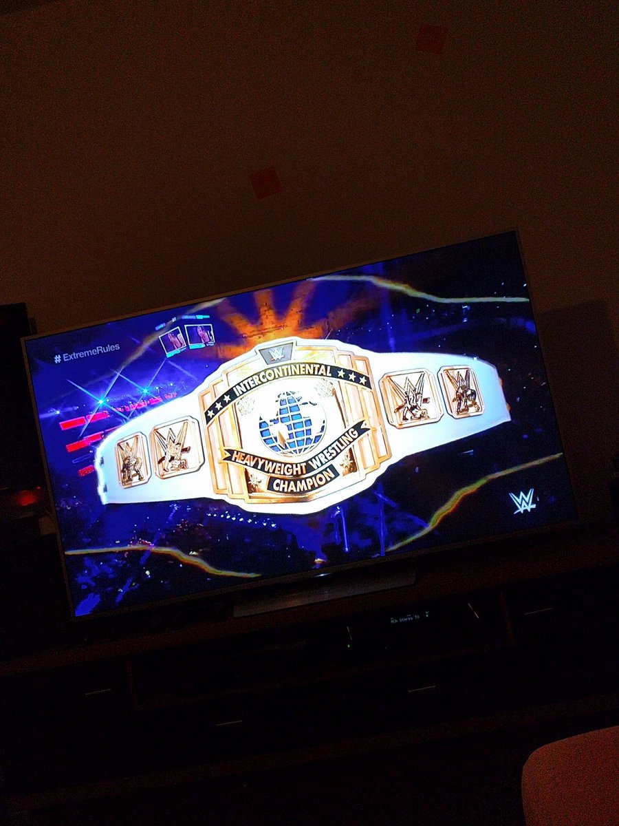 Enaijo's tweet photo. 2:11 am here in Germany and my wife and I are rooting for @mikethemiz and @MaryseMizanin at #ExtremeRules @WWE https://t.co/zZYyimtW7p