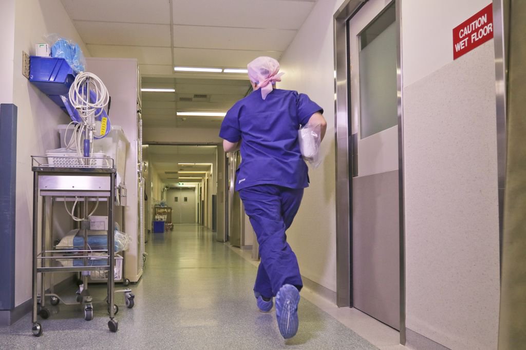 scrubitapp's tweet photo. Let's make this a thing of the past.. Help hard working nurses and #MakeSurgerySafe! Get accurate surgery setups with Scrubit https://t.co/Y0LVRk1I6Z