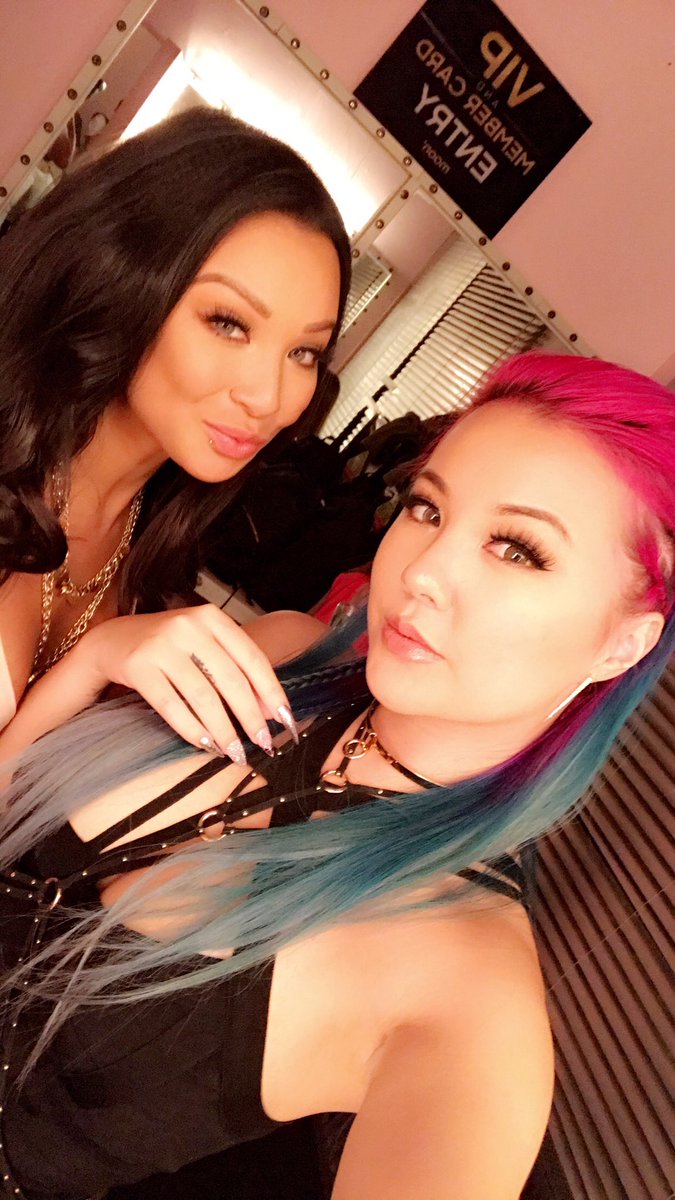 MissGinaDarling's tweet photo. Germany has been good to us. ❤️ @dannieriel https://t.co/6LsflVNh2z