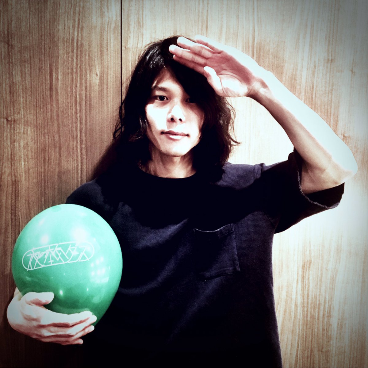 西田一紀 夜の本気ダンス Twitter પર ツアー初日の大阪 お集り下さった皆様ありがとうございました 此処からファイナルの東京までは対バンが続くわけですが 切磋琢磨して皆様と素晴らしい時間を過ごせるよう努めたいと思います