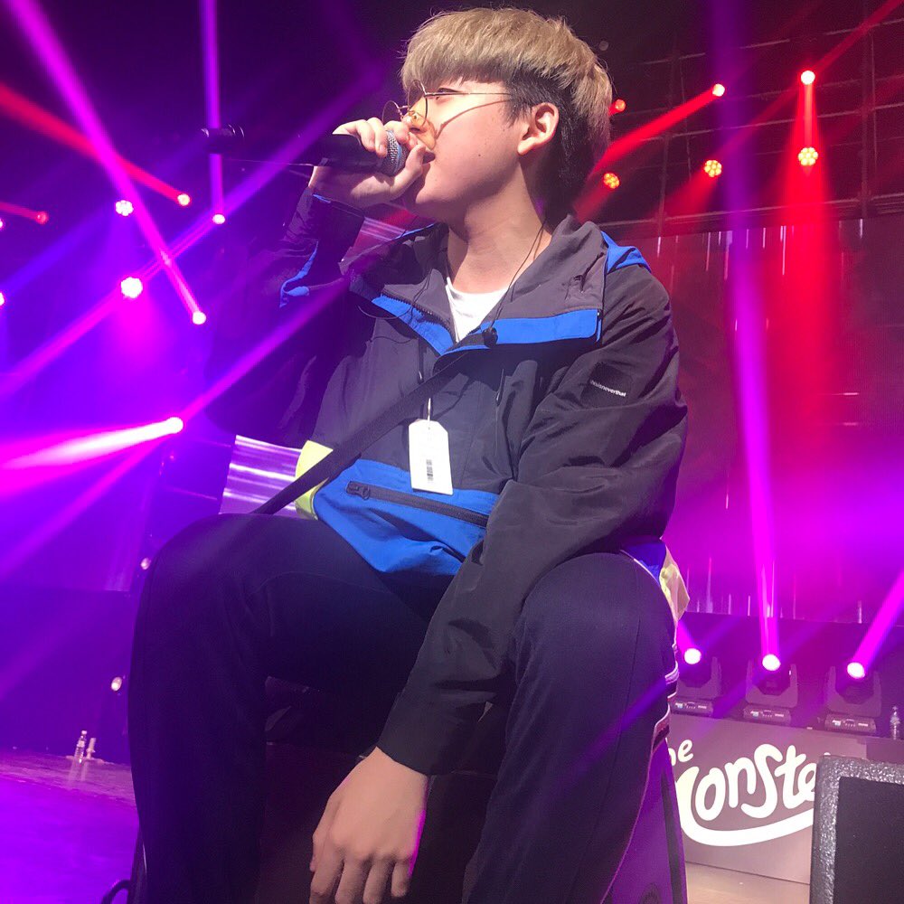 iorozo's tweet photo. อ้วนนนนนน ดูแก้มสิ โอ้ยๆ #จางยงจุน  ตัวจะแตกแล้วลูก
(cr.hyeming__vely) https://t.co/dXDjQUFwHe