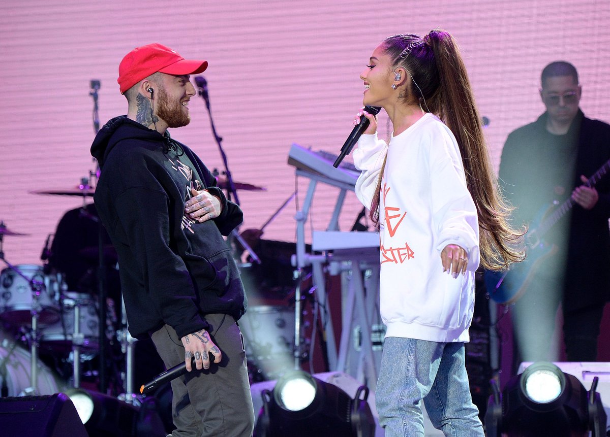 CGTNOfficial's tweet photo. Ariana Grande headlines the #OneLoveManchester benefit concert, held to commemorate the victims of last month's terror attack in the city https://t.co/bToNdcLzJd