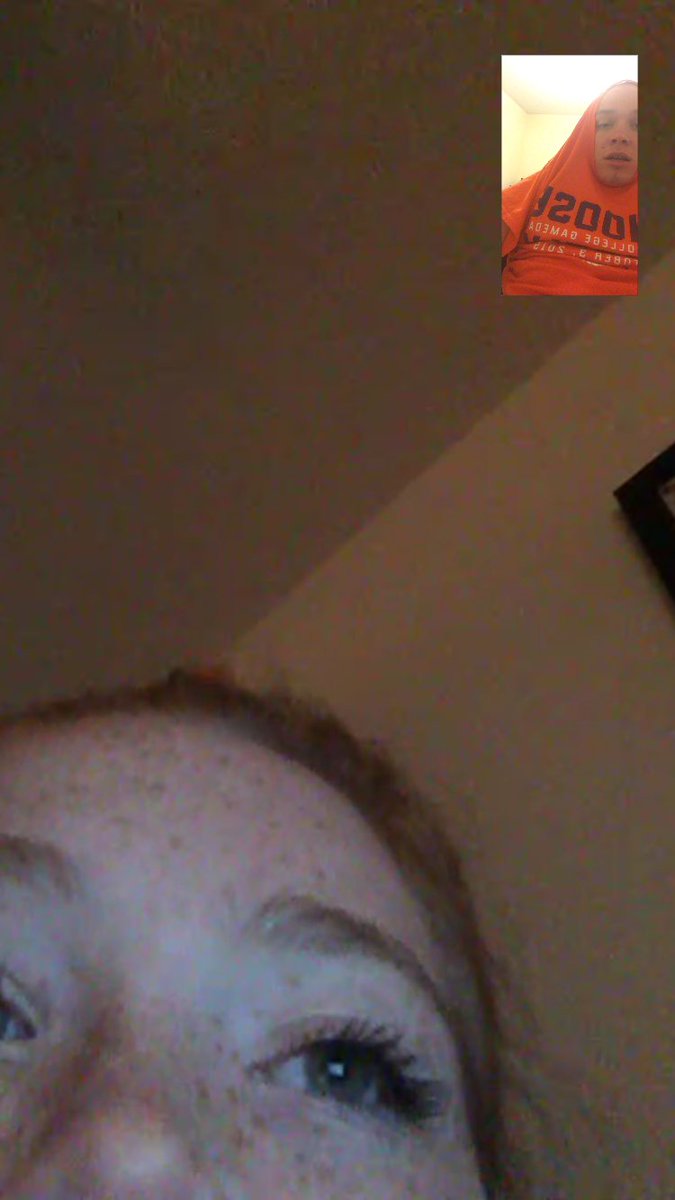 Don't you wish you could have a quality FaceTime sesh like this?