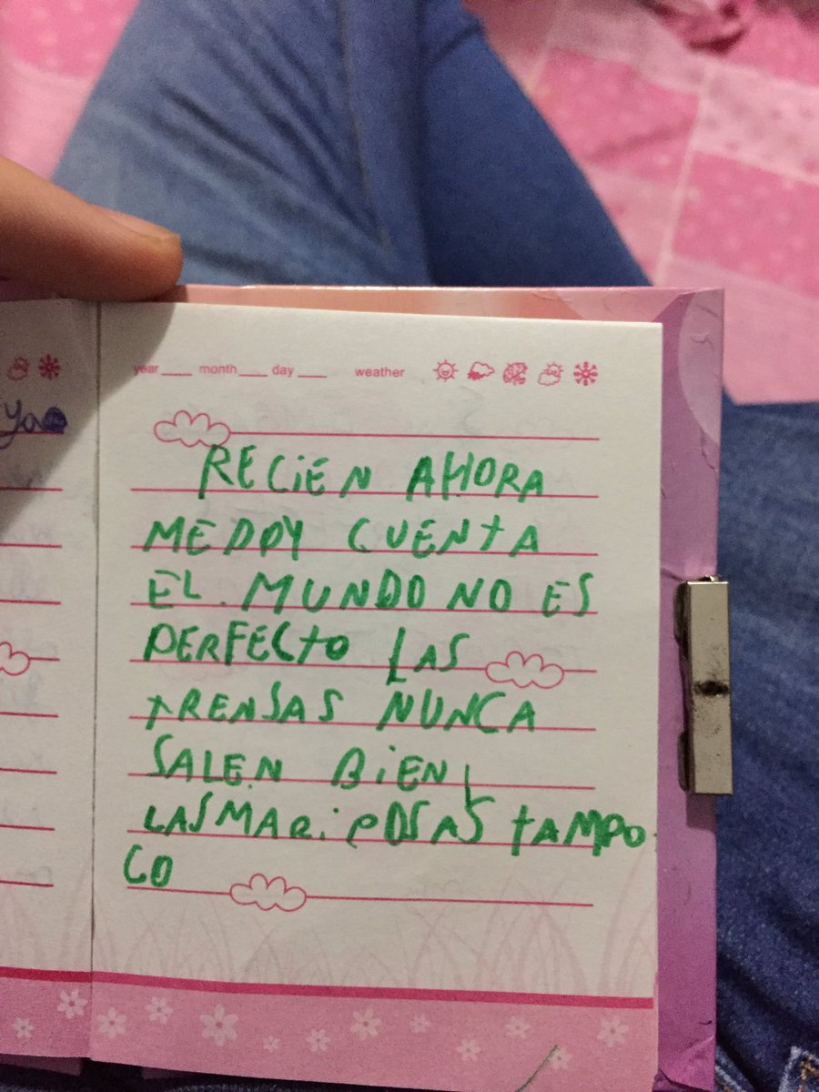 1999santys's tweet photo. same el diario íntimo d mi primita~ https://t.co/jSW4TiQJrG