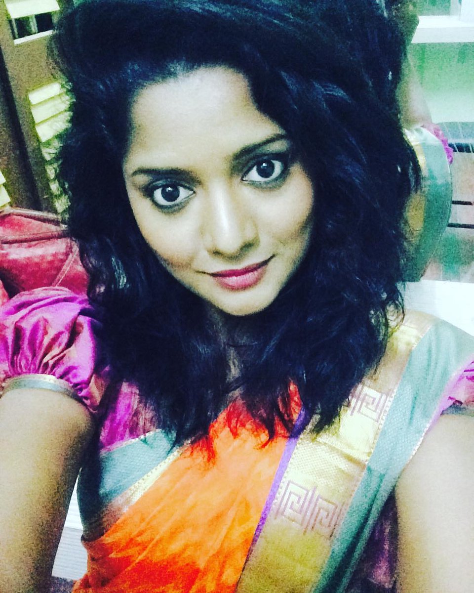 MathumilaFans's tweet photo. @mathumila10 Gud morning everyone https://t.co/bjQlp9REYA