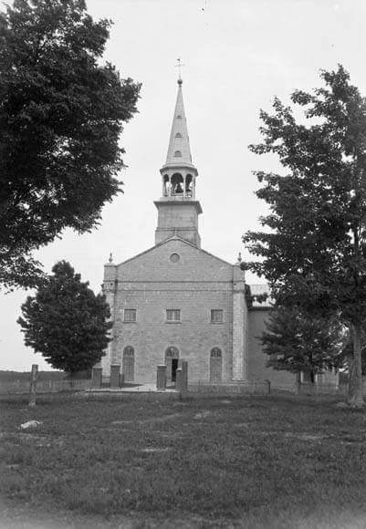 Carrol1975's tweet photo. @RyanGosling st Raphels Church before it burnt down in 1970 https://t.co/TX3f6yh06b
