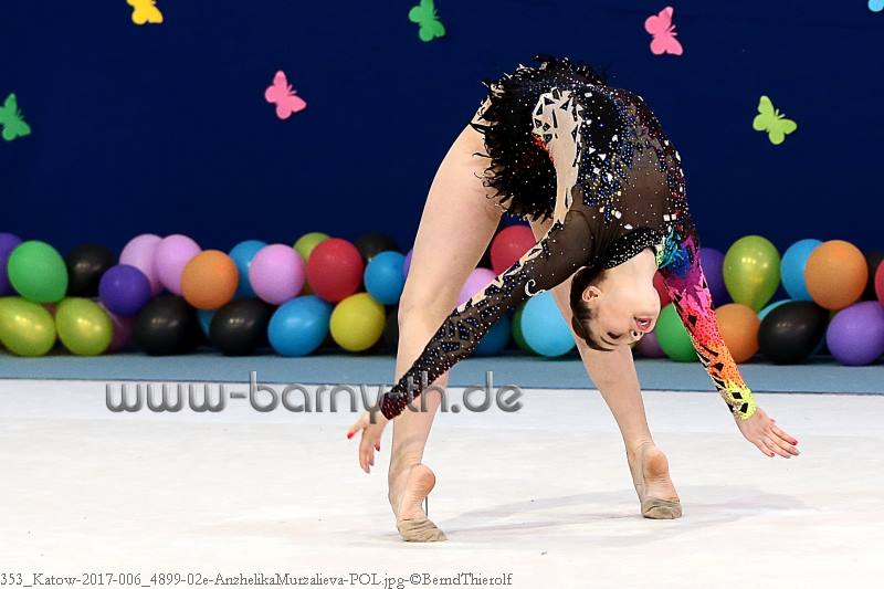 FeetGymnastics's tweet photo. #feet #flexible #flexibilitytraining #flexiblepost #flexiblefeet #gymnastics #gymnasticsfeet #pointedfeet #pointedtoes #rhythmicgymnastics https://t.co/V4doNgB3Oa