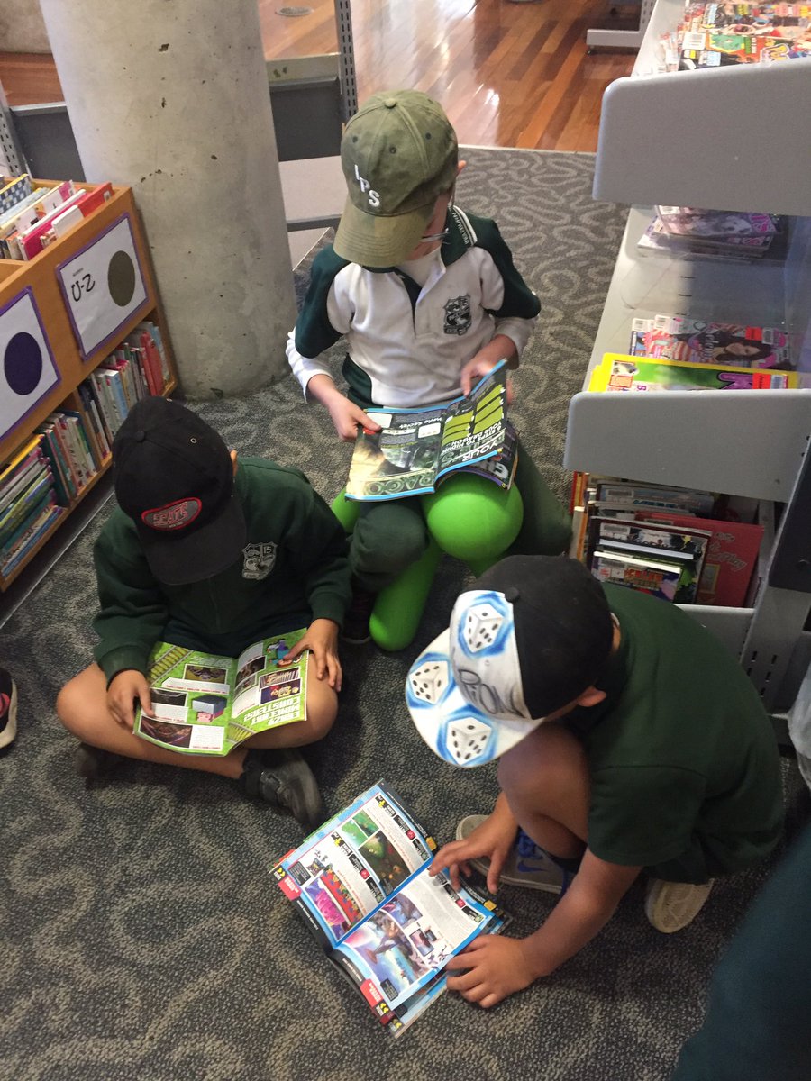 2M visiting the local library 📚