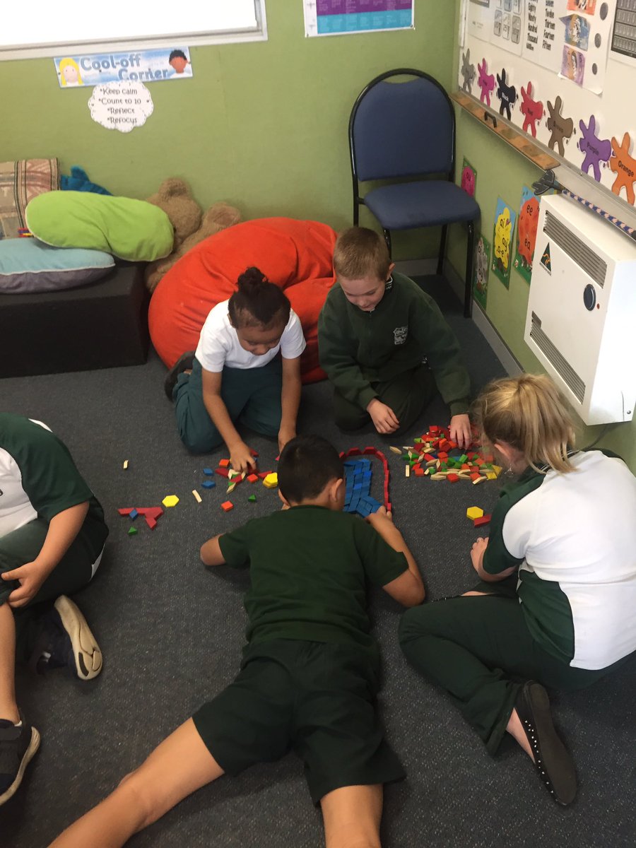 2M enjoy designing their favourite places around the world 🌎 using 2D shapes