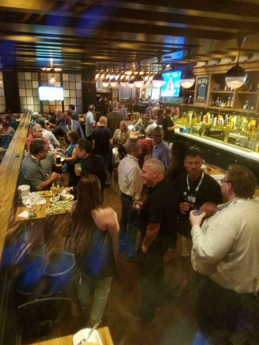 cometgc's tweet photo. Drinks with clients! #PegaWorld https://t.co/6BcSgKKDTH