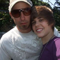 Джастин бибер мать. Видео джастин бибер и диди. Джастин бибер и хейли. Видео джастин бибер и диди. Видео джастин бибер и диди.