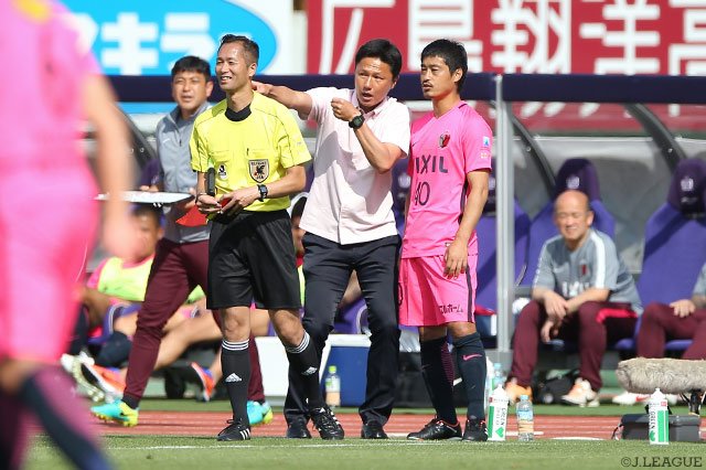J League Official En Kashima Antlers Won Under New Manager Go Oiwa In Style Leandro S Brace Sealing A 3 1 Win At Sanfrecce Hiroshima T Co Nmoolc0pon T Co Bgfqc0lluw