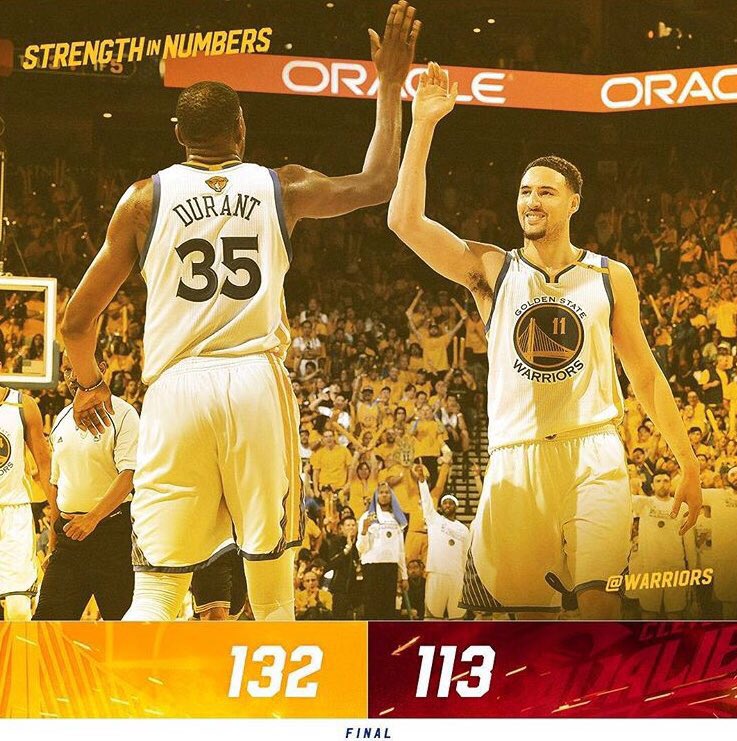 CourtsideShow's tweet photo. Dubs up 2-0. Still too early to call a sweep? #NBAFinals https://t.co/cm7aVLhYAC