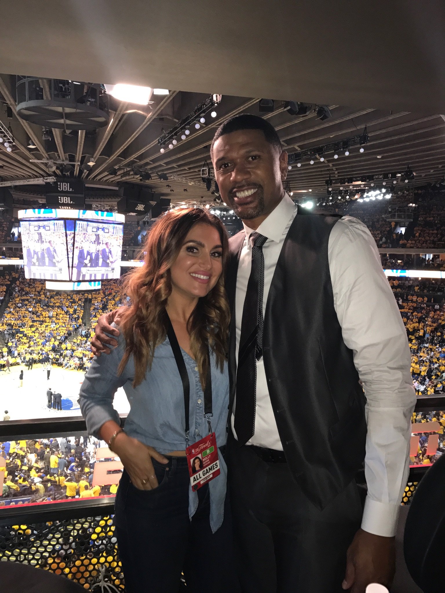 توییتر \ Jalen Rose در توییتر: «Game 2 flow w/wifey @MollyQerim  https://t.co/DXQMZbcD7A»