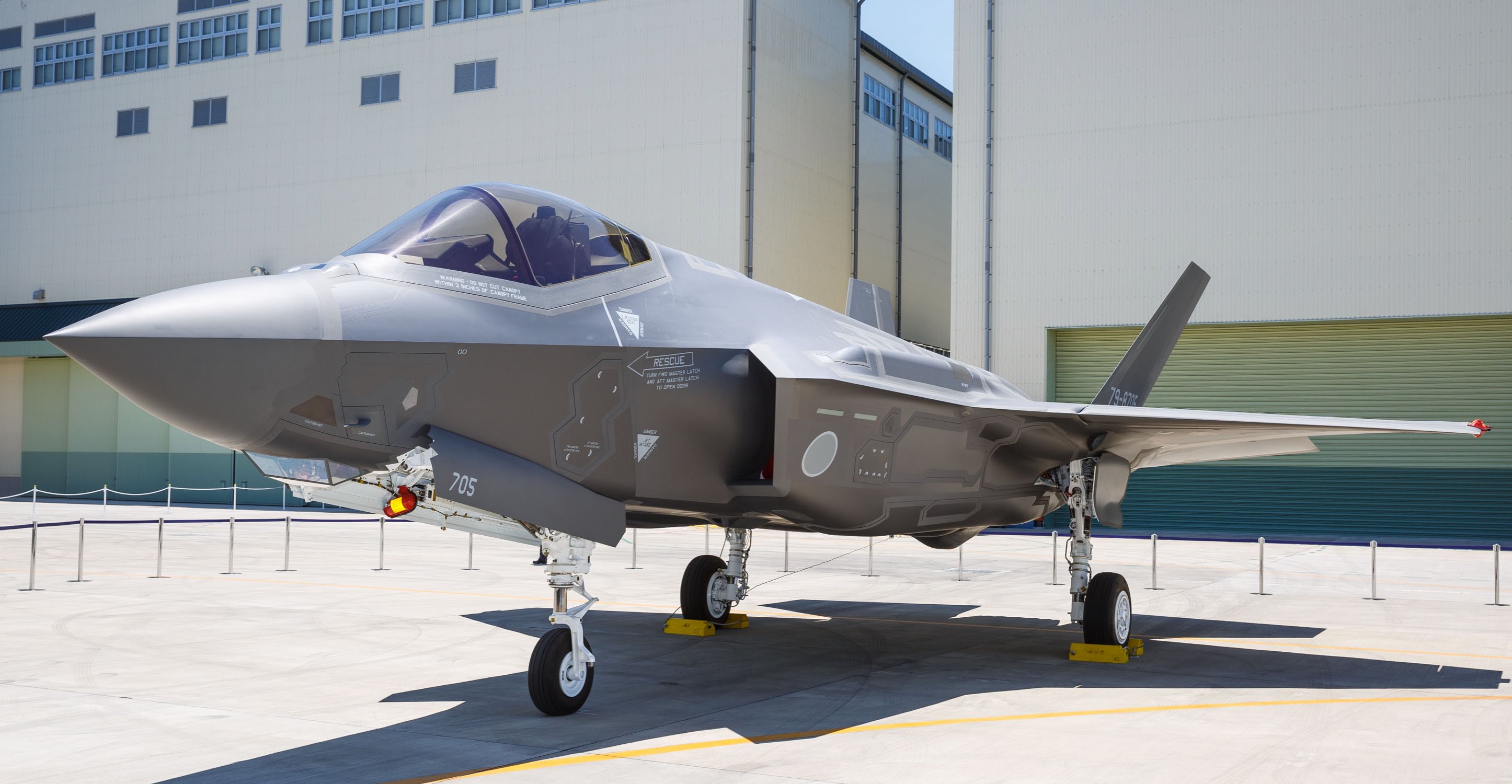 1/72 航空自衛隊向け初号機 F-35A ライトニングII HA4423