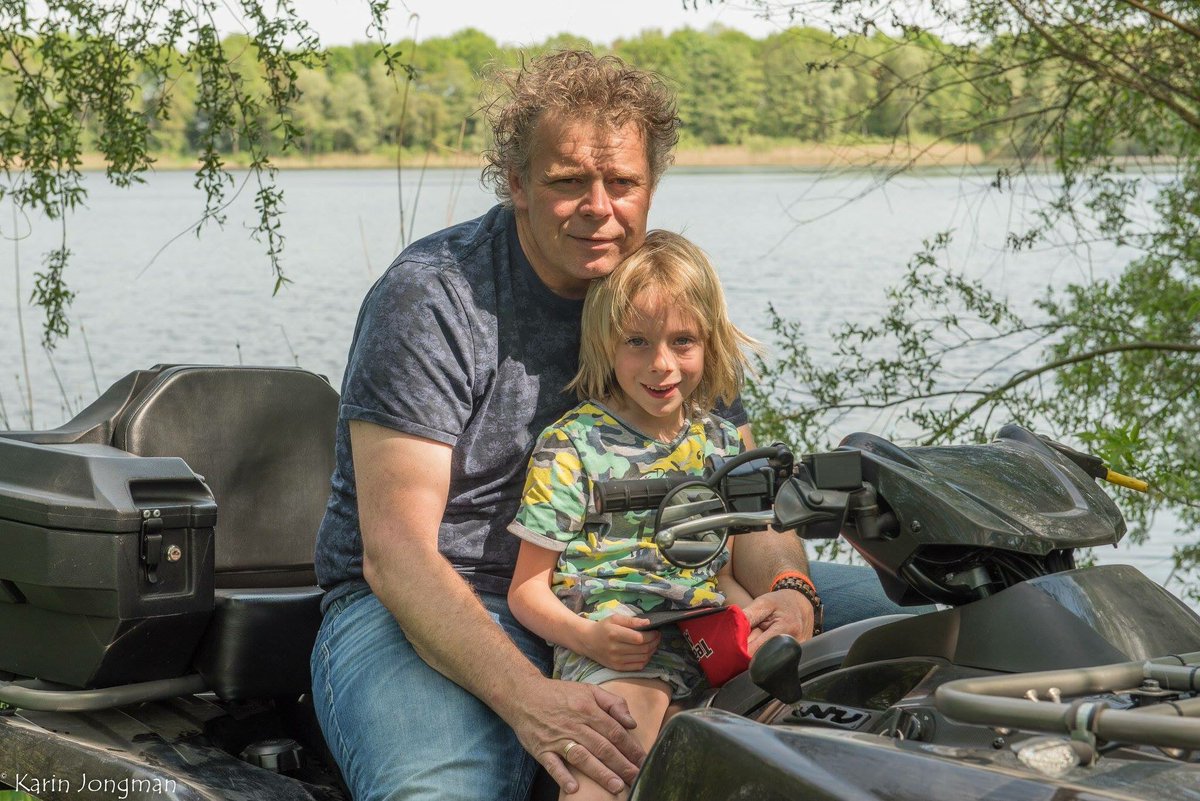 "Geluk? Het leek er even op dat mijn zoon in Zwolle geboren zou worden..maar gelukkig is het Meppel wat in zijn paspoort staat! "<a href="/GinoSpijk/">Gino Spijkerman</a>