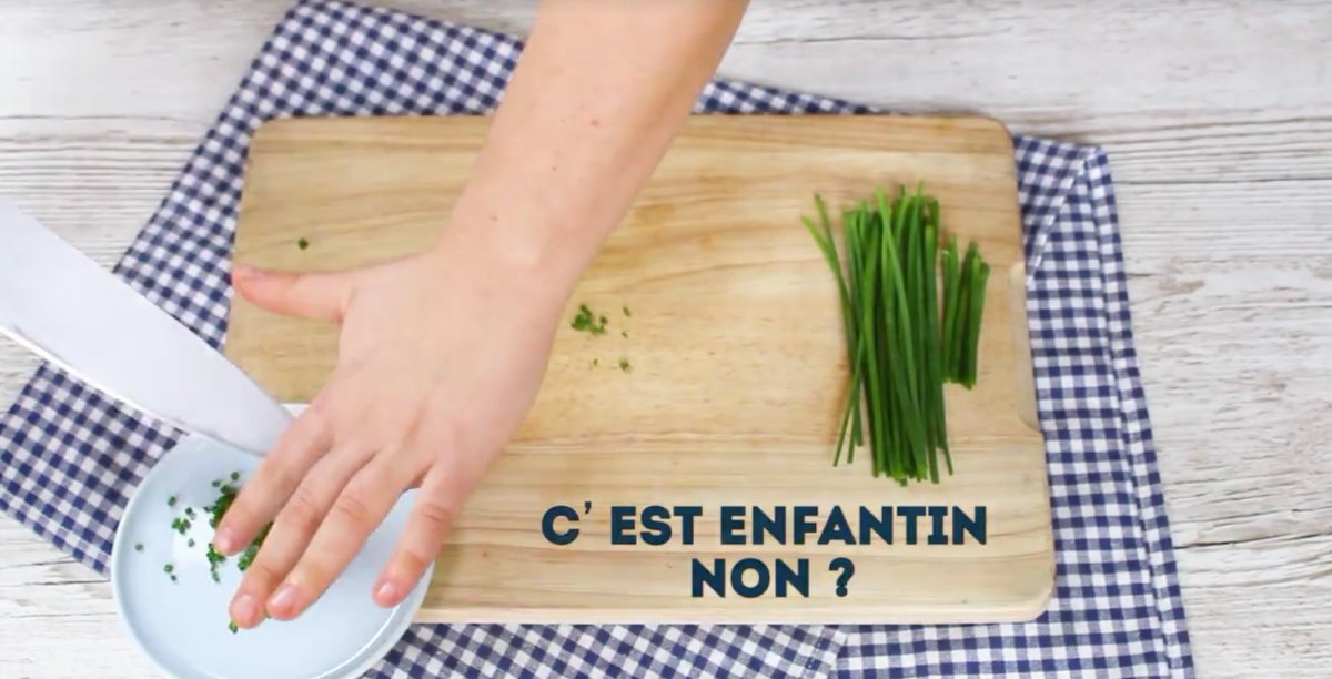 Les Commis tweet media