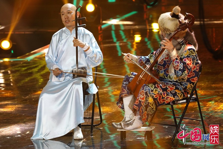 EnoAudio's tweet image. Erhu+Morin khuur+Flamenco Guitar+Nyckelharpa make a great song 😀