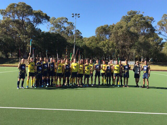 knowlesy09's tweet photo. Paying our respects #stickupforbrett @Kookaburras https://t.co/aqN7IOIZVo