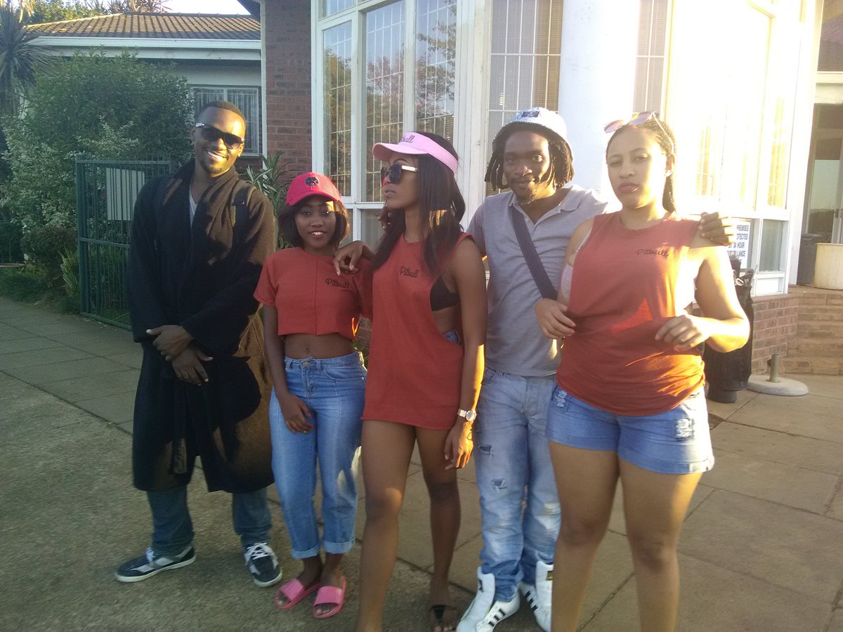 Db9MediaC's tweet photo. Behind the scenes shooting @MCF ft @Silentkillah_SA - I Feel So Good (Music Video) https://t.co/ZHfWetznW2